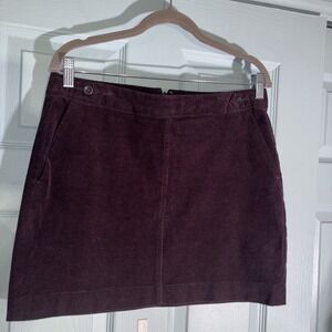 Banana Republic Size 8 Corduroy Plum Colored  Short Skirt . Y2K